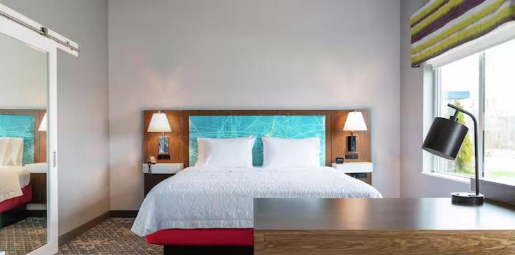 Hampton Inn Aurora Medical Center Denver エクステリア 写真
